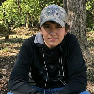 Meet your Posher, Nicholas